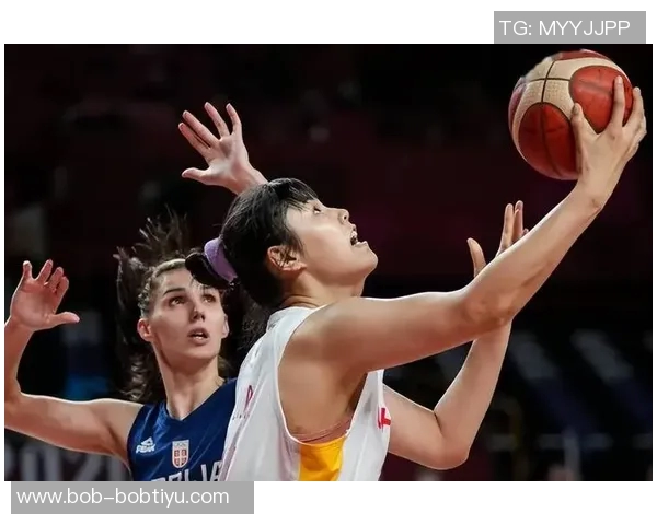 小香农替补出战17分钟狂砍18分全场7投全中展现超强实力