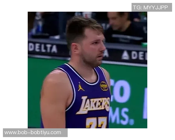 湖人全场失误频频东詹里合计17次东契奇独自9次表现堪忧